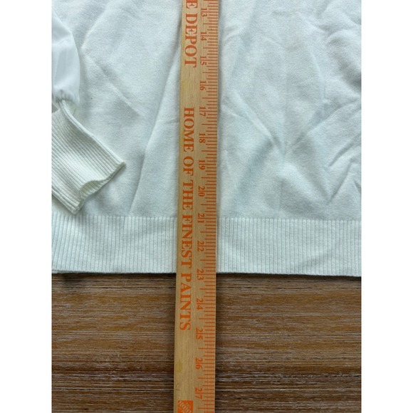 Sioni Milano‎ Women's White Long Sleeve V-Neck Pleated Sleeve Sweater - Picture 4 of 7